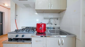Basic Room, 1 Bedroom (201) | 1 bedroom, WiFi (free)