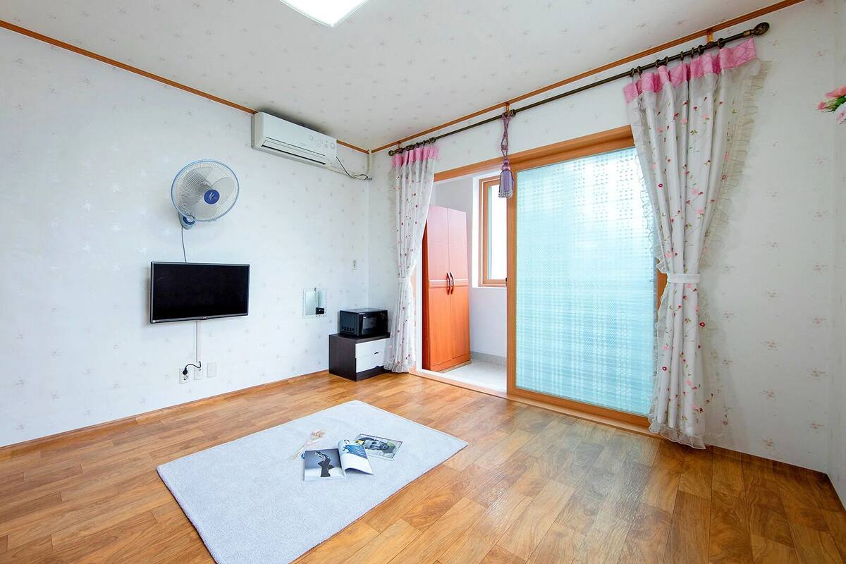 Kamar Basic, 1 kamar tidur (101) | 1 kamar tidur dan Wi-Fi gratis