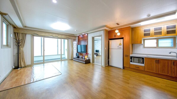 Exterior - Samcheok Eoulim Pension (Samcheok)