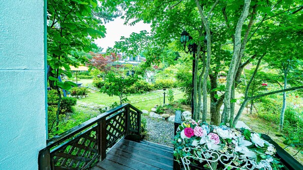 Basic Room, 1 Bedroom (Kkatchi ( F1 )) | 1 bedroom, free WiFi - Samcheok Garden Pension (Samcheok)