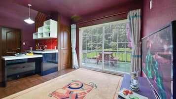 Basic Room, 1 Bedroom (Purple ( Spa )) | 1 bedroom, free WiFi