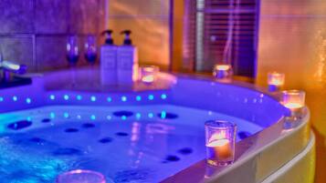 Basic Room, 1 Bedroom (Yellow ( Spa )) | 1 bedroom, free WiFi