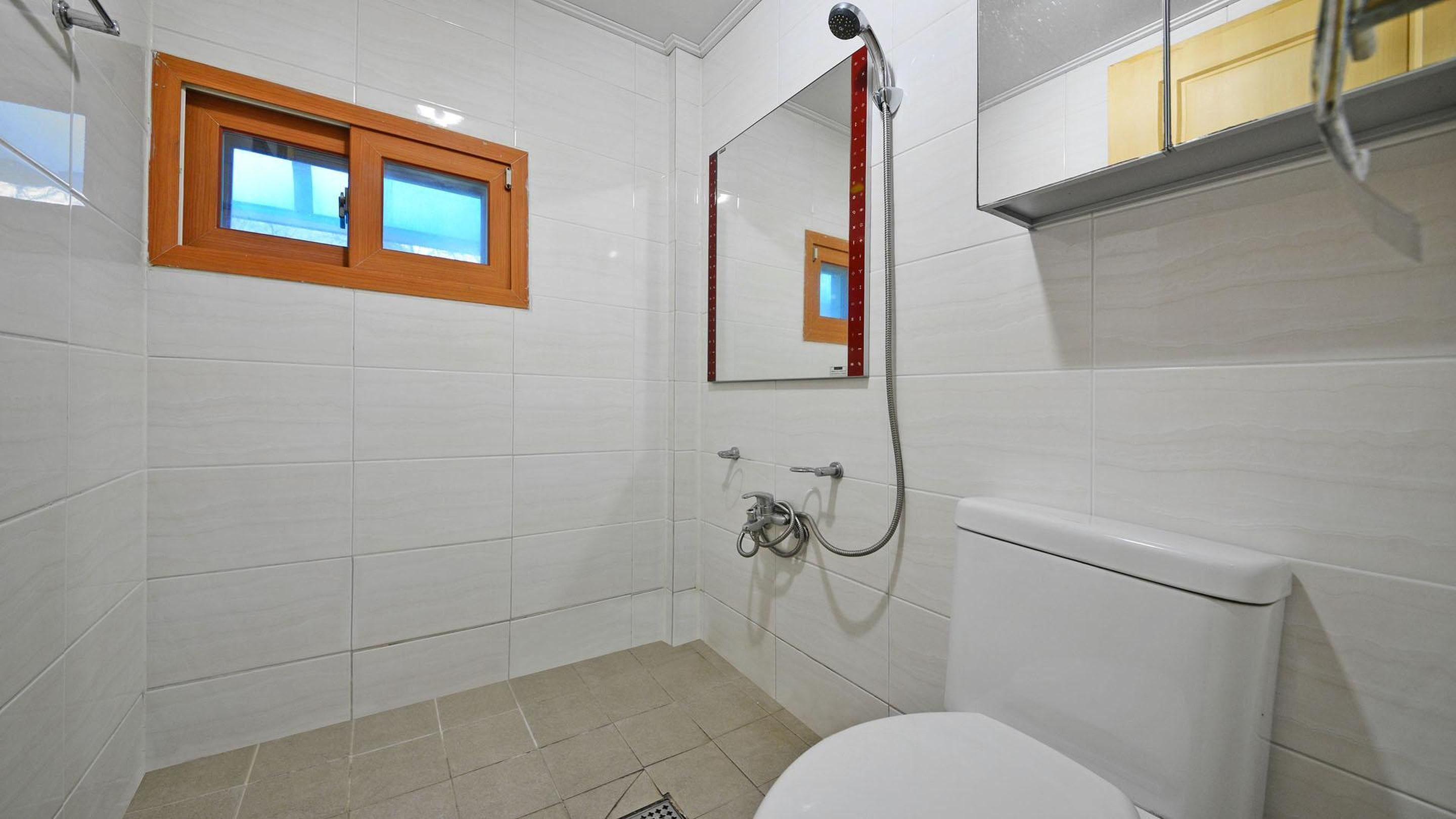 Basic Room, 1 Bedroom (Punky ( F1 )) | Bathroom | Towels