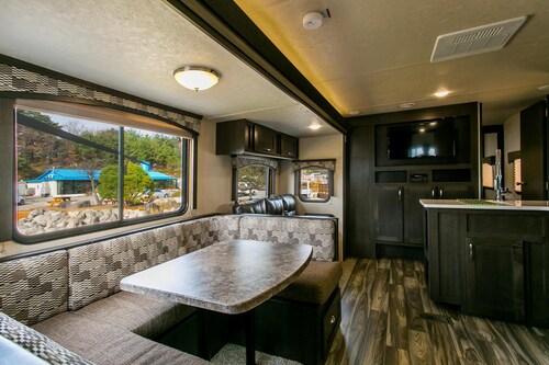 Gangneung Wow Park Caravan