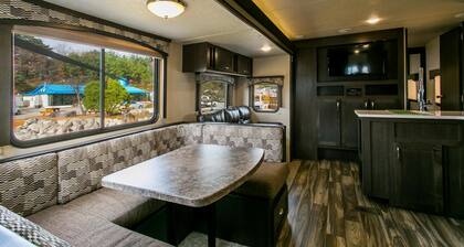 Gangneung Wow Park Caravan