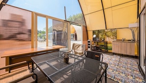 Phòng cơ bản, 1 phòng ngủ (Glamping No.2 (Pet-friendly)) | 2 phòng ngủ, truy cập Internet không dây miễn phí 