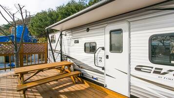 Basic Room, 2 Bedrooms (Caravan 8) | 2 bedrooms, free WiFi