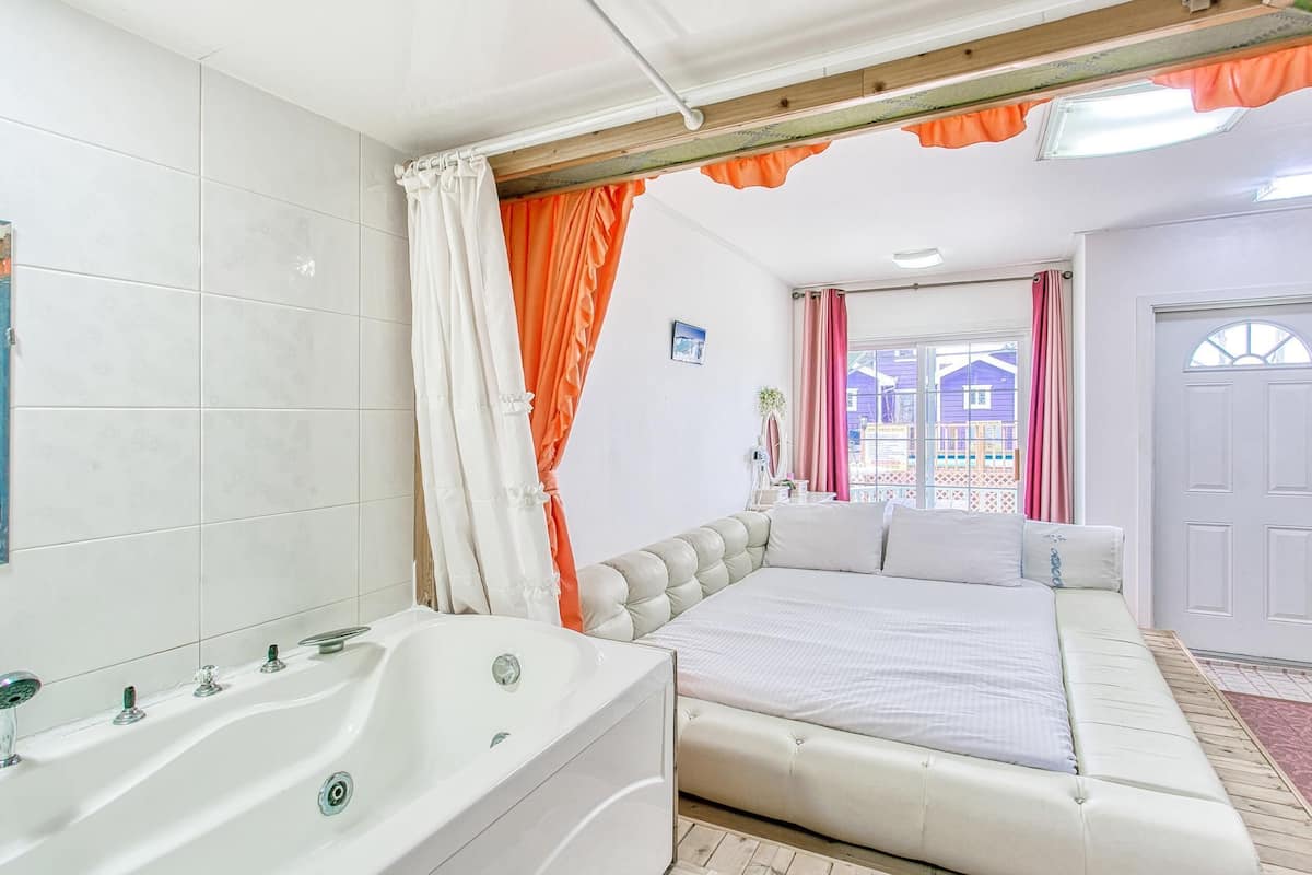 1 bedroom, free WiFi