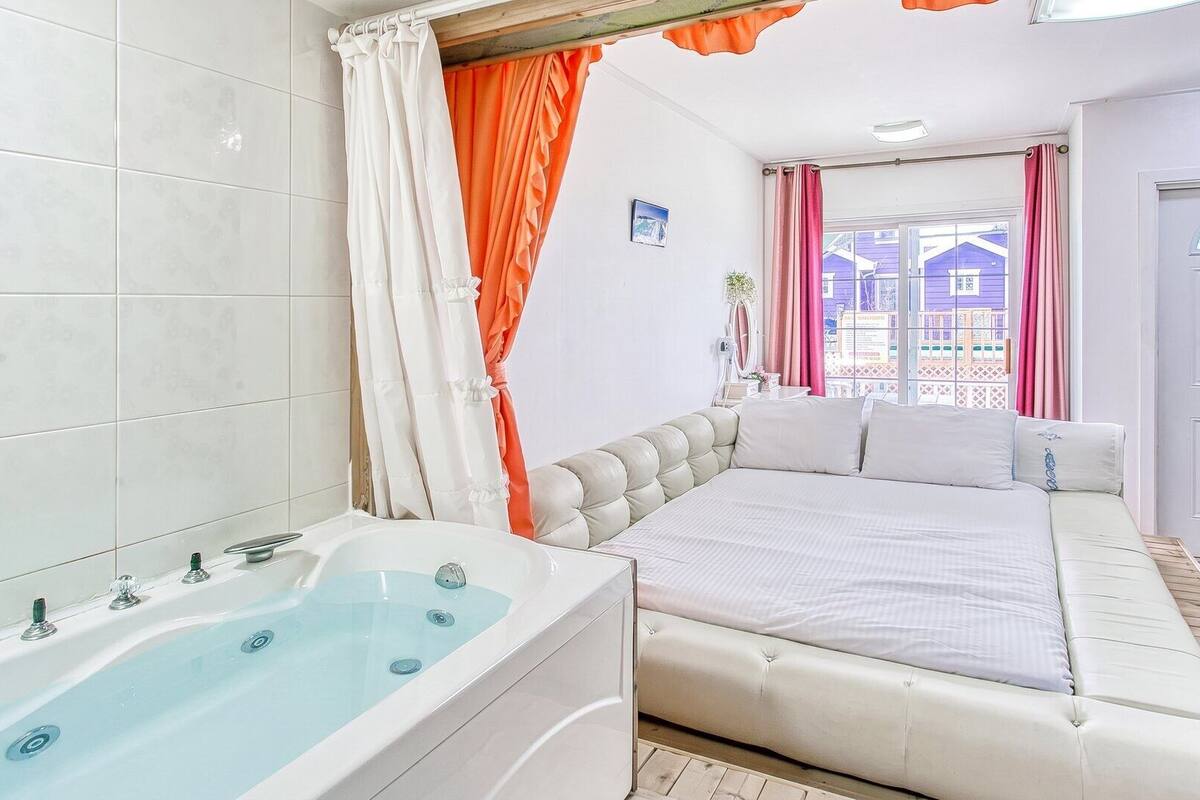 1 bedroom, free WiFi
