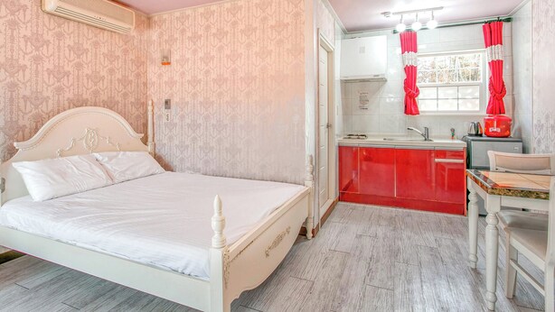 Basic Room, 1 Bedroom (Namuhyangki ( F1,Spa,Pet)) - Youngheungdo Roma Spa Pension (Incheon)