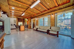 基本客房, 3 間臥室 (Hue Big A) | 1 間睡房、免費 Wi-Fi