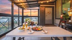Eenvoudige kamer, 1 slaapkamer (Carol (Ocean View / Pet-Friendly)) | 1 slaapkamer, gratis wifi
