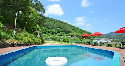 Tongyoung Macaio Pension