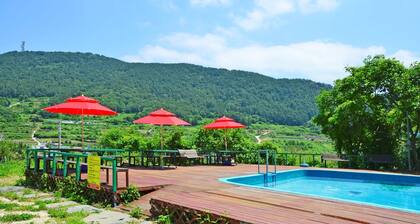 Tongyoung Macaio Pension