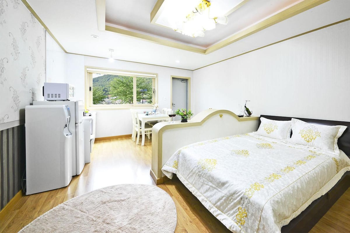 Basic Room, 1 Bedroom (Speremint 102)