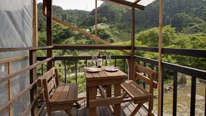 غرفة بتجهيزات أساسية - غرفتا نوم (Hatnim( F2 )) | 1 غرفة نوم وواي فاي مجانًا