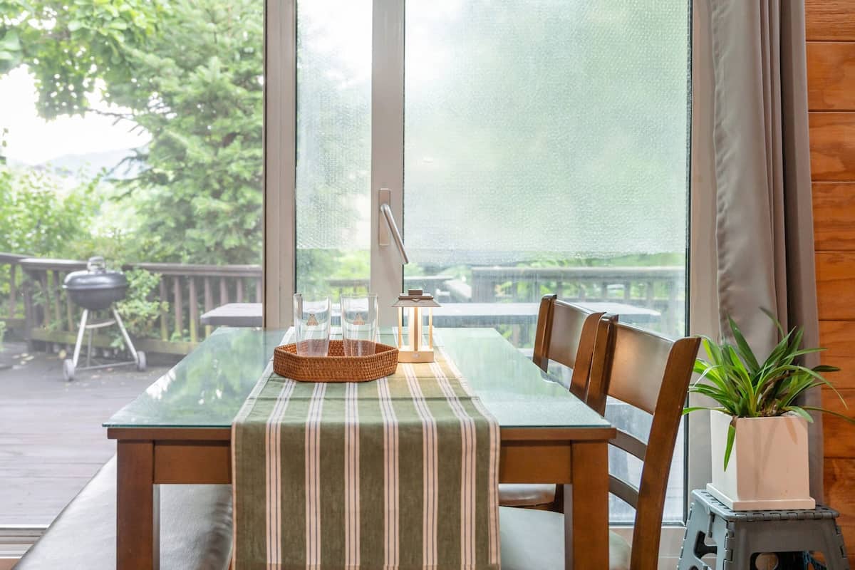 Eenvoudige kamer, 1 slaapkamer (Chocomint ( F1 / 1 Dog Stay Free)) | 1 slaapkamer, gratis wifi