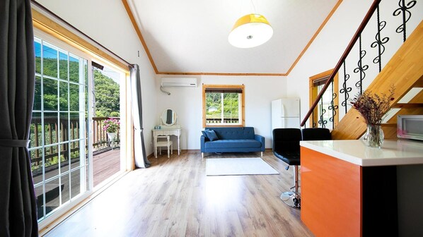 Habitación básica, 1 habitación (Lavender ( F2 )) | 1 dormitorio y wifi gratis