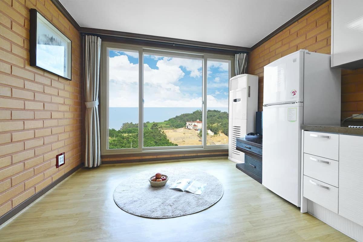 Camera Basic, 1 camera da letto (A201(Oceanview)) | 1 camera, Wi-Fi gratuito