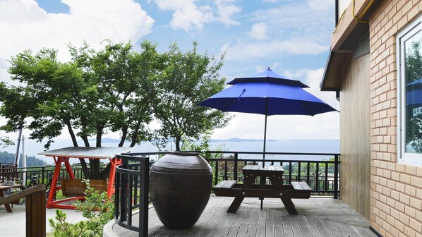 Basic Room, 1 Bedroom (A101(Oceanview)) | 1 bedroom, free WiFi
