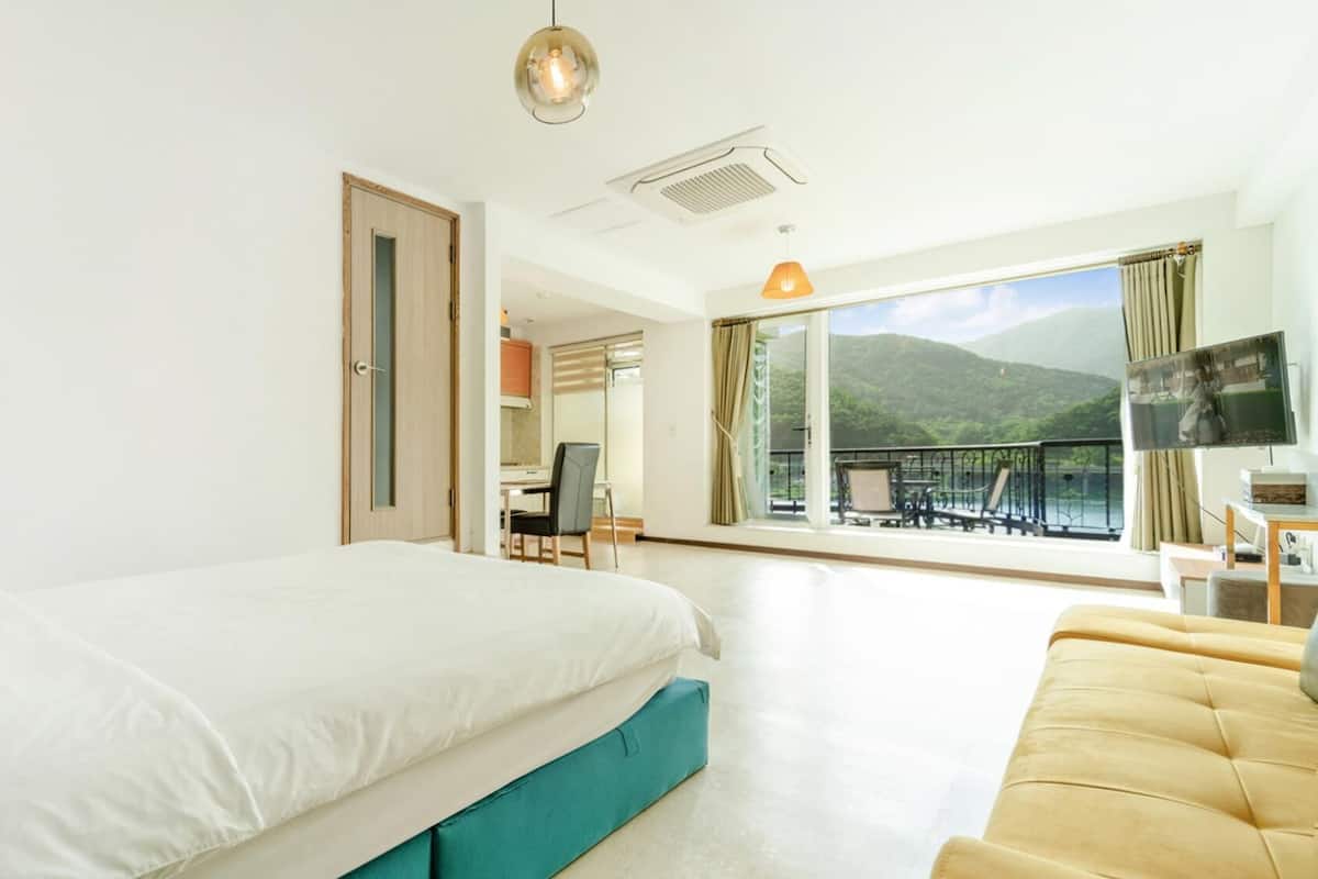 Basic Room, 1 Bedroom (Avec(Liver View))