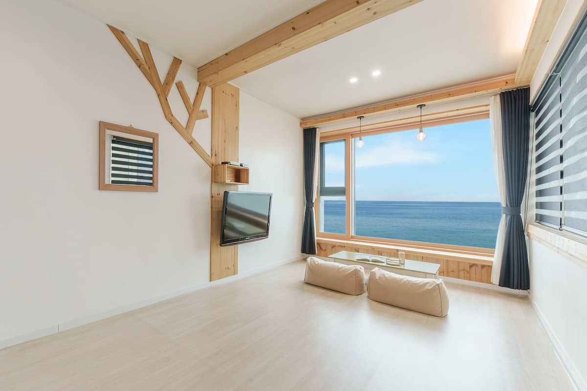 Basic Room, 1 Bedroom (301)