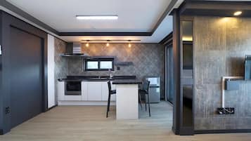 Basic Room, 1 Bedroom (Haru 303) | 1 bedroom, free WiFi