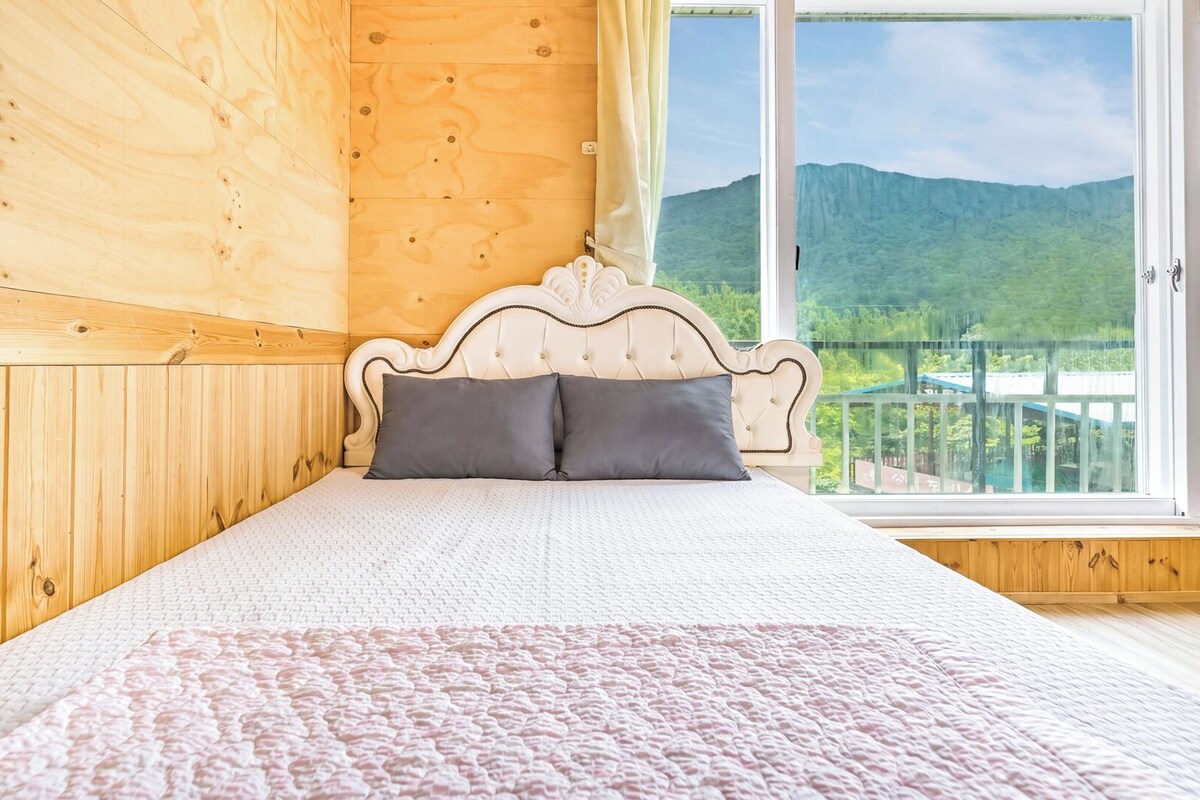 Basic Room, 1 Bedroom (Cimillae) | 1 bedroom, free WiFi