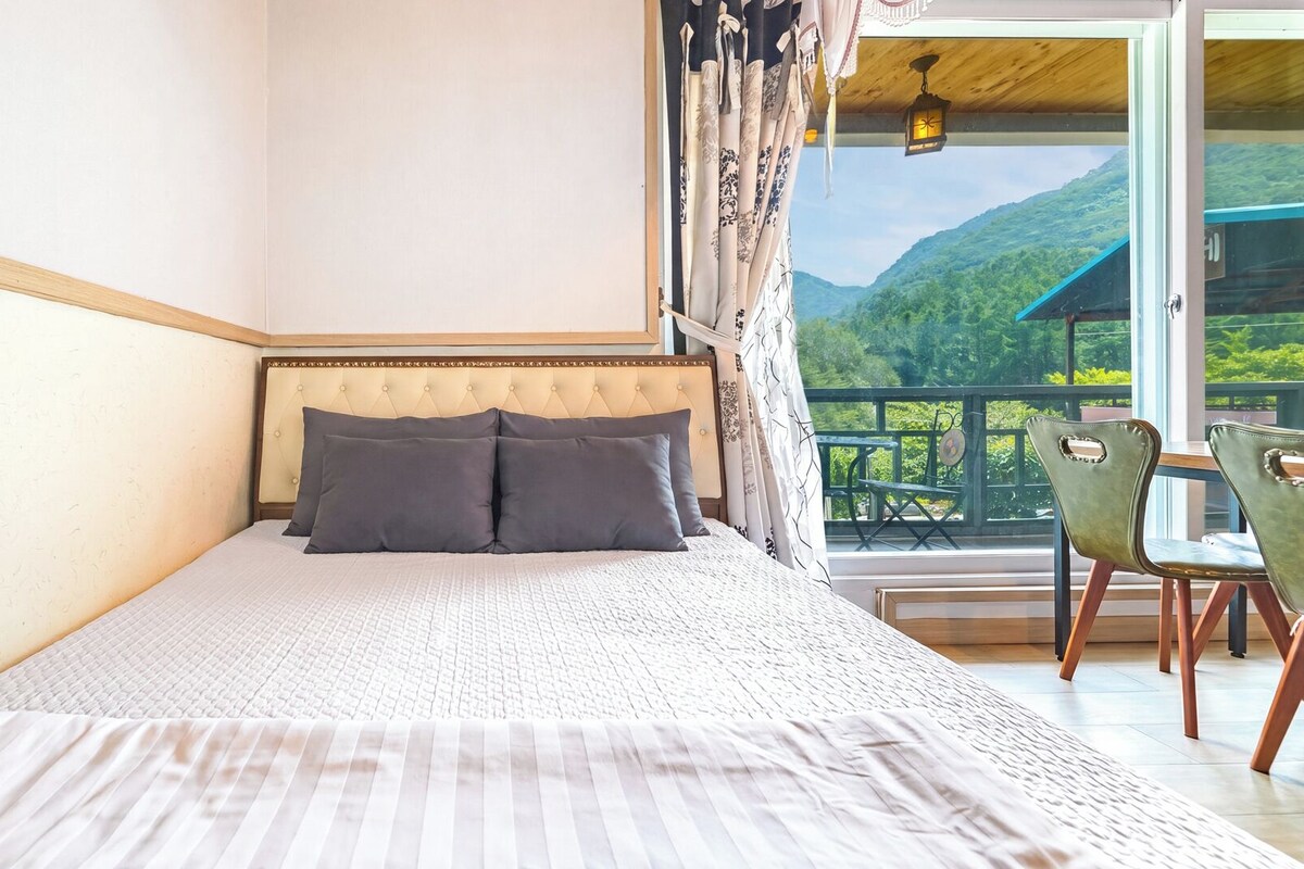 Basic Room, 1 Bedroom (Poongdangi) | 1 bedroom, free WiFi