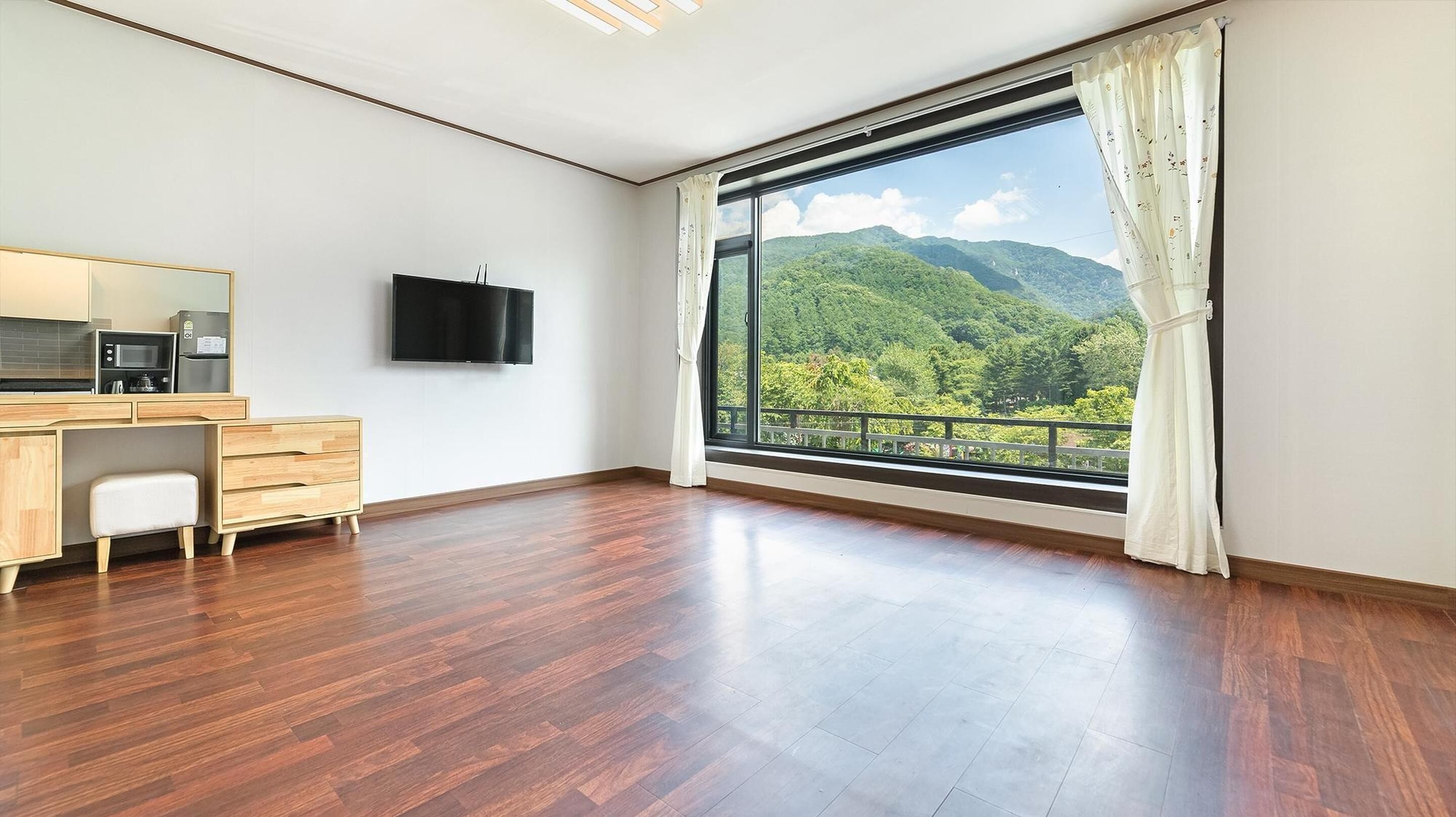 Basic Room, 1 Bedroom (Narsha) | 1 bedroom, WiFi (free)