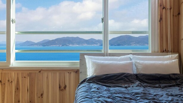 Basic Room, 1 Bedroom (203) | 1 bedroom, WiFi (free) - Yeosu Badawadeungdae Pension (Yeosu)