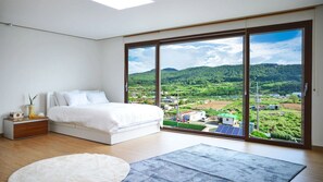 Basic Room, 1 Bedroom (A201(Ocean View)) | 1 bedroom, free WiFi - Tongyoung Misung Sweet Pension (Tongyeong)