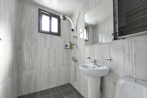 Quarto básico, 1 quarto (B204(Ocean View)) | 1 quarto, Wi-Fi de cortesia