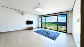 Habitación básica, 1 habitación (A302(Ocean View)) | 1 dormitorio y wifi gratis