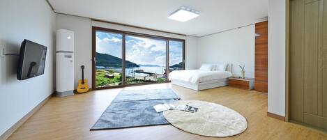 Habitación básica, 1 habitación (A203(Ocean View)) | 1 dormitorio y wifi gratis