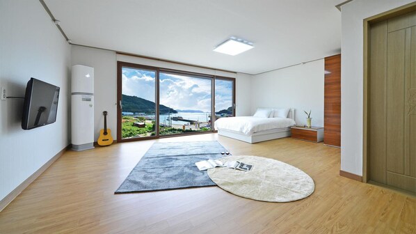 Basic Room, 1 Bedroom (A203(Ocean View)) | 1 bedroom, free WiFi