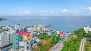 Exterior - Donghae Red Roof Pension (Donghae)