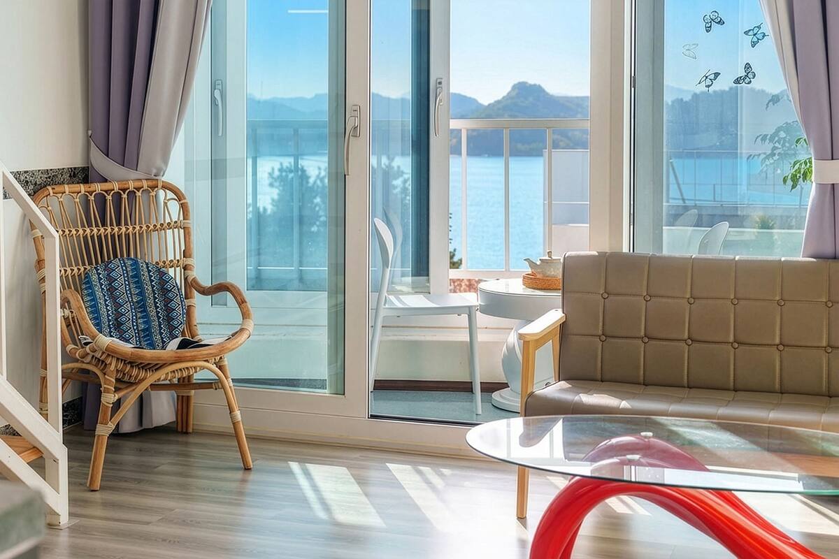 Basic Room, 1 Bedroom (B201호) | 1 bedroom, free WiFi