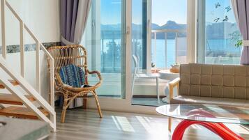 Basic Room, 1 Bedroom (B201호) | 1 bedroom, free WiFi