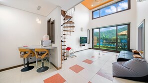 1 bedroom, free WiFi - Gapyeong Sky Vill Spa Pension (Gapyeong)