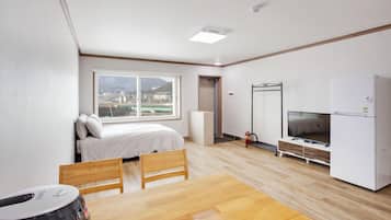 ๋ฒ ์ด์ง๋ฃธ, ์นจ์ค 1๊ฐ (Durea) | 1 ๊ฐ์ ์นจ์ค, ๋ฌด๋ฃ WiFi