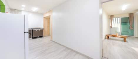 Basic Room, 3 Bedrooms (Sky Room) | 1 bedroom, WiFi (free)