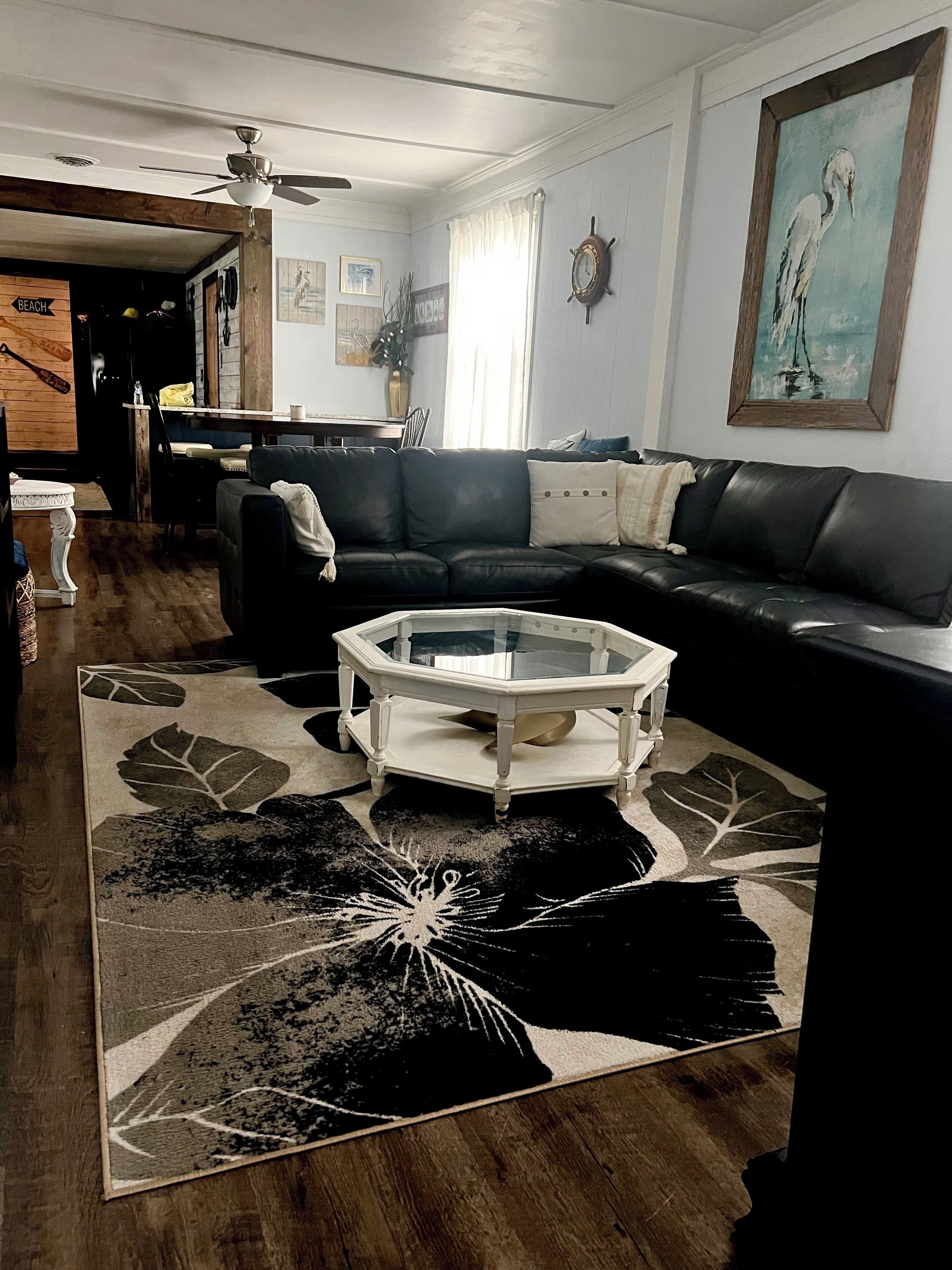 Boat parking, Outside Electric, Walk to the Beach! Jet Express, Cedar Point! 