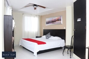 Seterika/papan seterika, Wi-fi percuma, cadar katil 