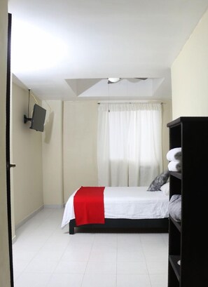 Iron/ironing board, free WiFi, bed sheets