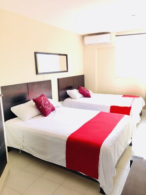 Iron/ironing board, free WiFi, bed sheets - Roof Top Hotel Xilitla (Xilitla)