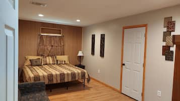 3 bedrooms, bed sheets