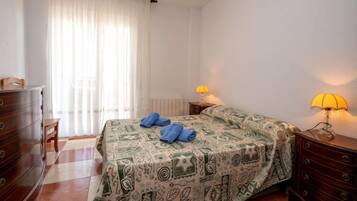 3 slaapkamers, een strijkplank/strijkijzer