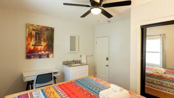 3 bedrooms, iron/ironing board, travel crib, WiFi