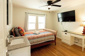 3 bedrooms, iron/ironing board, travel cot, WiFi